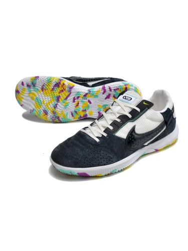  Nike Street Gato /  3