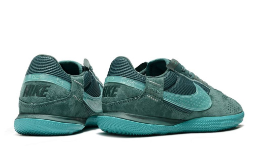  Nike Street Gato /  4