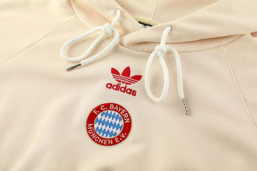    Bayern Munchen 24/25 /  4